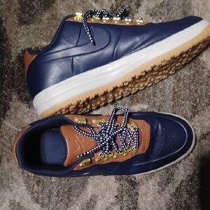 Nike Navy and Tan Athletic Shoes